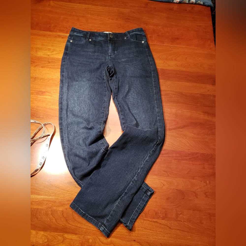J Jill Slim Boyfriend Straight Leg Jeans, Size 2, Dark wash.